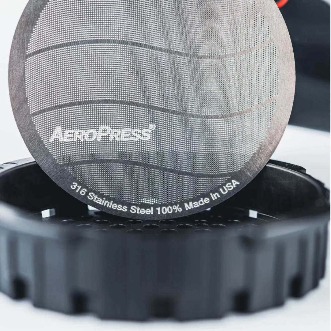 AeroPress Premium reusable filter, dog and hat