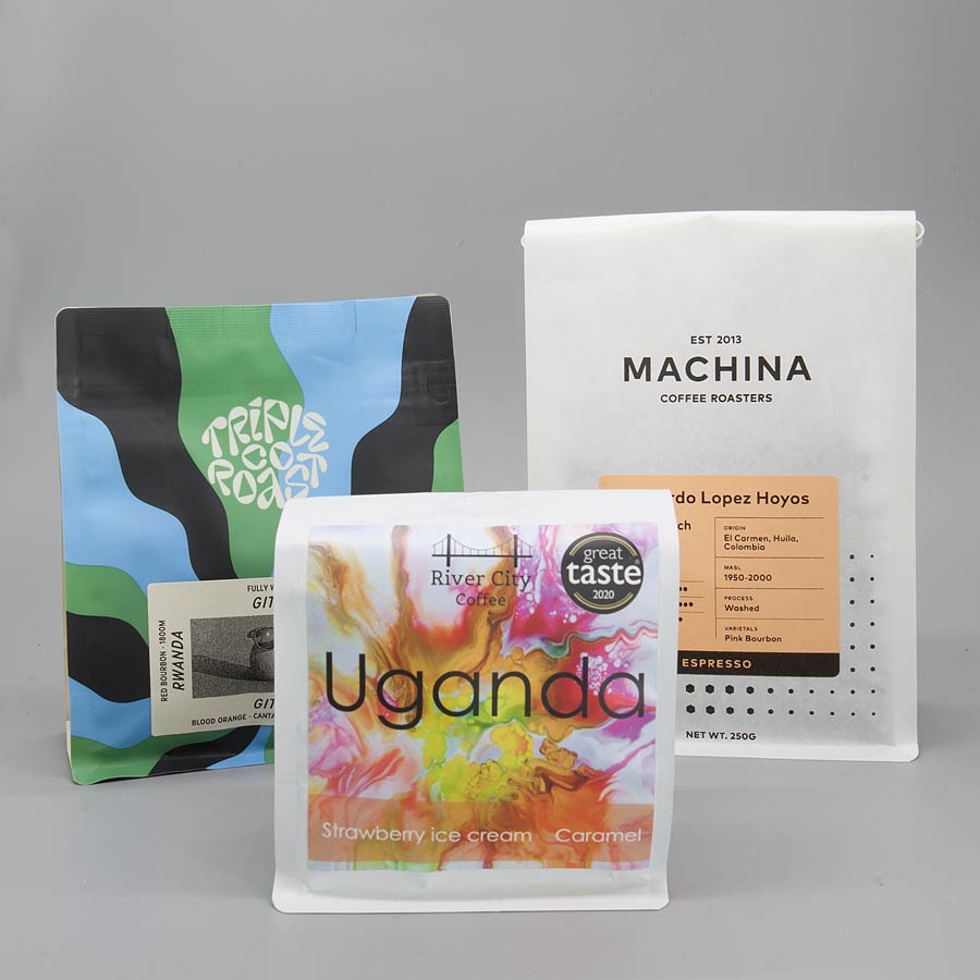 NO NATURAL ESPRESSO Subscription 3x 250g + 1 DECAF Coffees Monthly - Dog & Hat Coffee